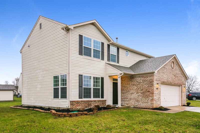 1,575/Mo, 147 Fountain Dr Mooresville, IN 46158 Front View