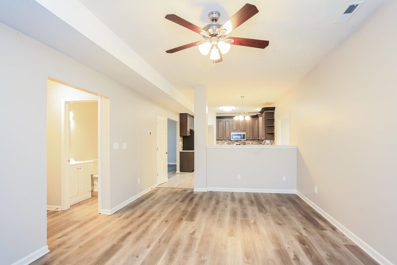 1,575/Mo, 147 Fountain Dr Mooresville, IN 46158 Living Room View