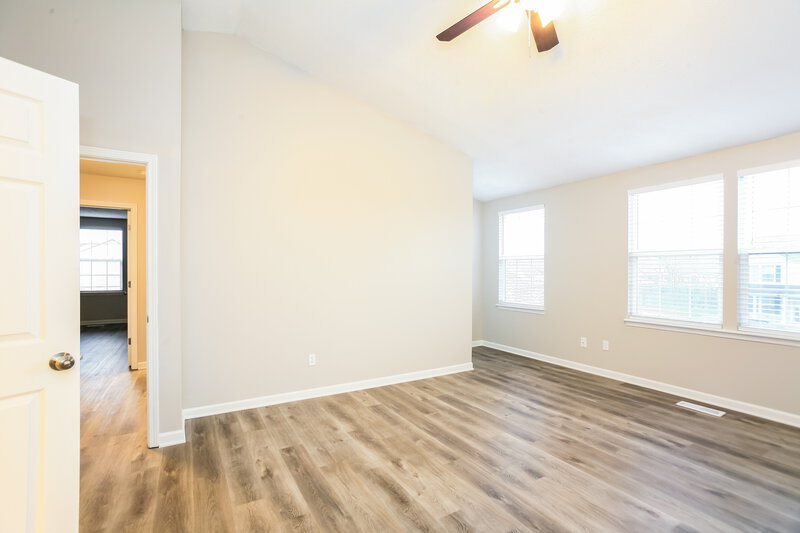 1,575/Mo, 147 Fountain Dr Mooresville, IN 46158 Main Bedroom View 2