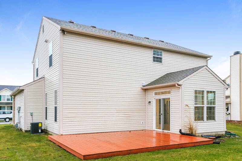 1,575/Mo, 147 Fountain Dr Mooresville, IN 46158 Rear Entrance View