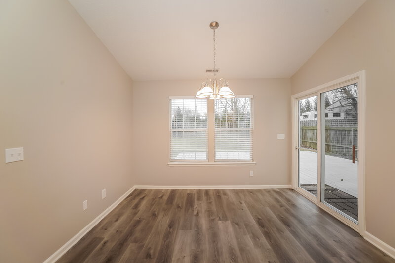 1,875/Mo, 6425 Meadowfield Dr Indianapolis, IN 46235 Misc View 3