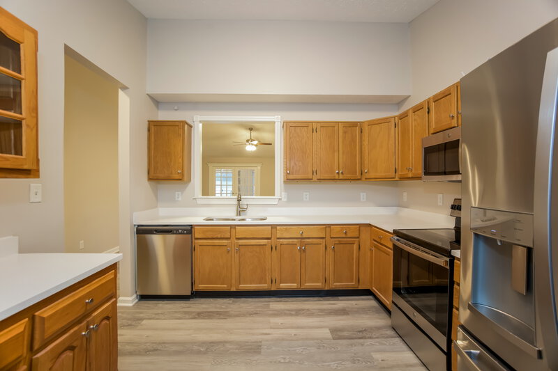 2,075/Mo, 5959 Gadsen Dr Plainfield, IN 46168 Kitchen View 2