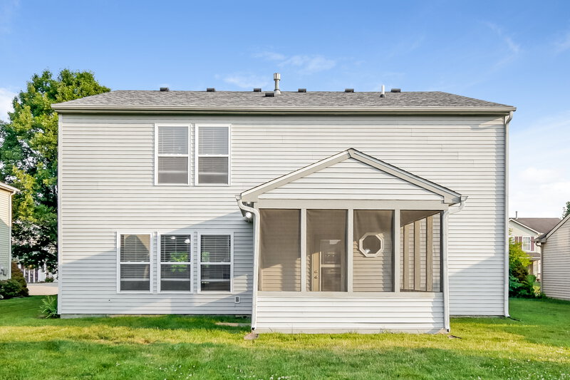 2,000/Mo, 12432 Bearsdale Dr Indianapolis, IN 46235 Rear View