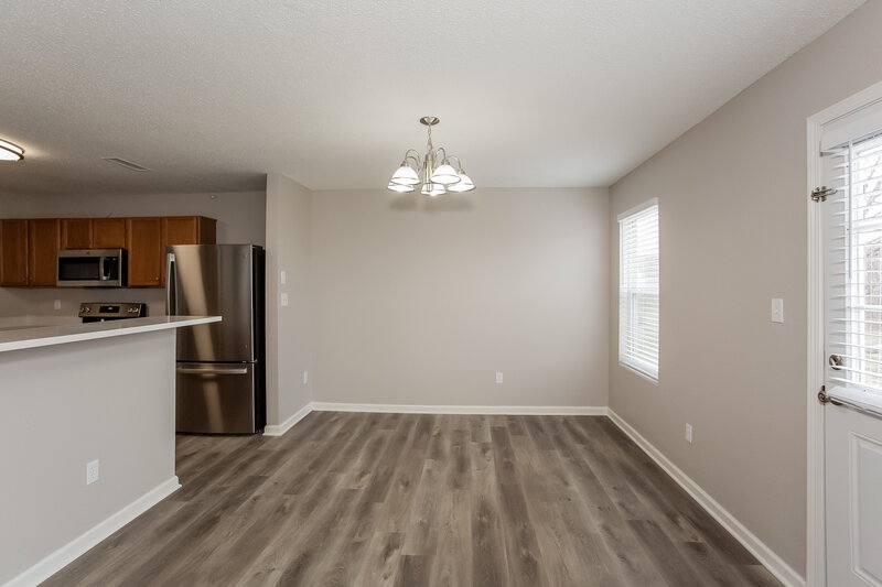 1,800/Mo, 5854 High Grass Lane Indianapolis, IN 46235 Dining Room View