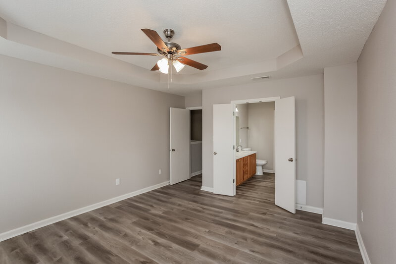 1,800/Mo, 5854 High Grass Lane Indianapolis, IN 46235 Main Bedroom View 2