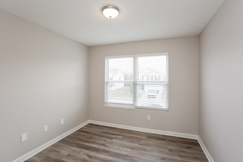 1,800/Mo, 5854 High Grass Lane Indianapolis, IN 46235 Bedroom View 3