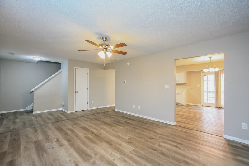 2,080/Mo, 2108 Jason Dr Lebanon, IN 46052 Living Room View 2
