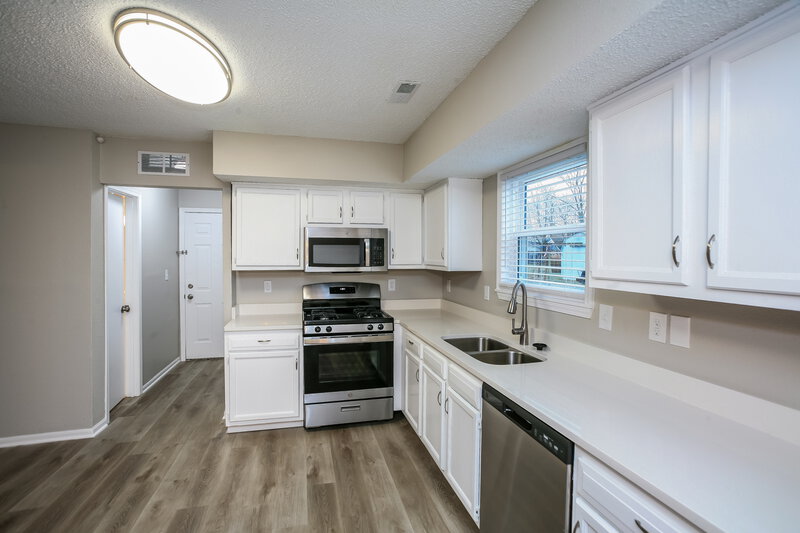 2,080/Mo, 2108 Jason Dr Lebanon, IN 46052 Kitchen View