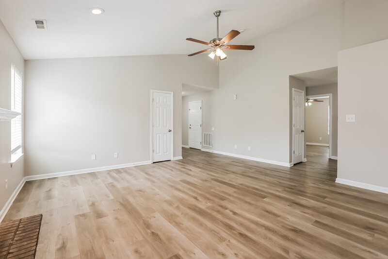 2,150/Mo, 6430 Glory Maple Ln Indianapolis, IN 46221 Misc View 2