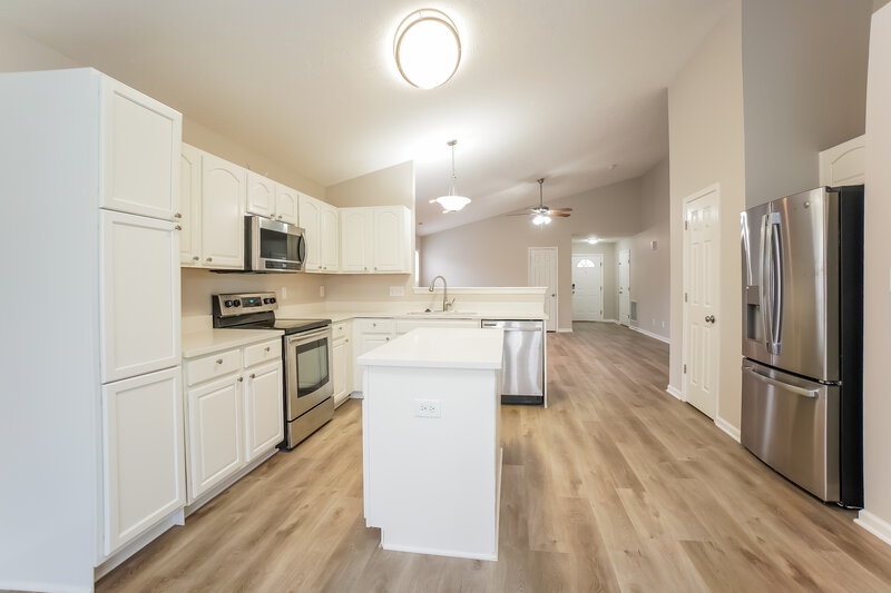 2,045/Mo, 6430 Glory Maple Ln Indianapolis, IN 46221 Misc View 7