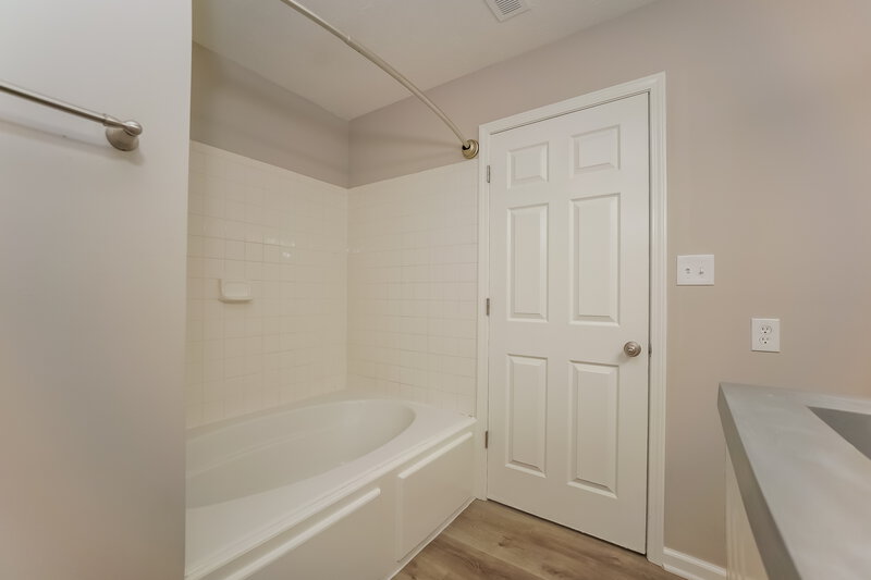 2,045/Mo, 6430 Glory Maple Ln Indianapolis, IN 46221 Misc View 15