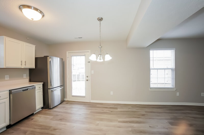 1,830/Mo, 118 Tinker Trl Greenfield, IN 46140 Dining Room View