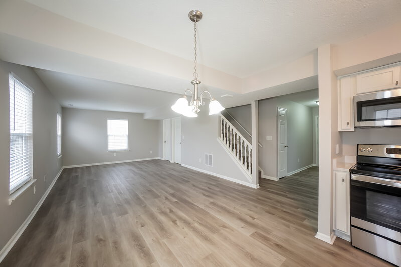 1,830/Mo, 118 Tinker Trl Greenfield, IN 46140 Family Room View