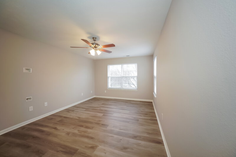 1,830/Mo, 118 Tinker Trl Greenfield, IN 46140 Main Bedroom View 2