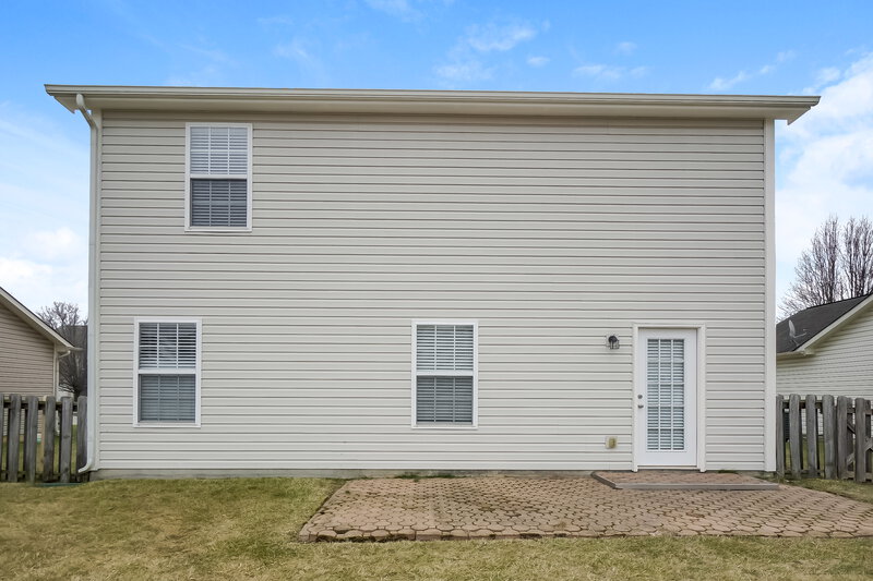 1,830/Mo, 118 Tinker Trl Greenfield, IN 46140 Rear View