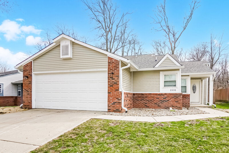 2,520/Mo, 1531 Creekside Ln Greenwood, IN 46142 External View