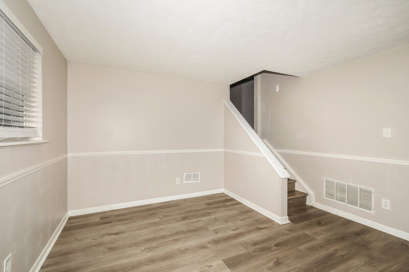 2,250/Mo, 1531 Creekside Ln Greenwood, IN 46142 Misc View
