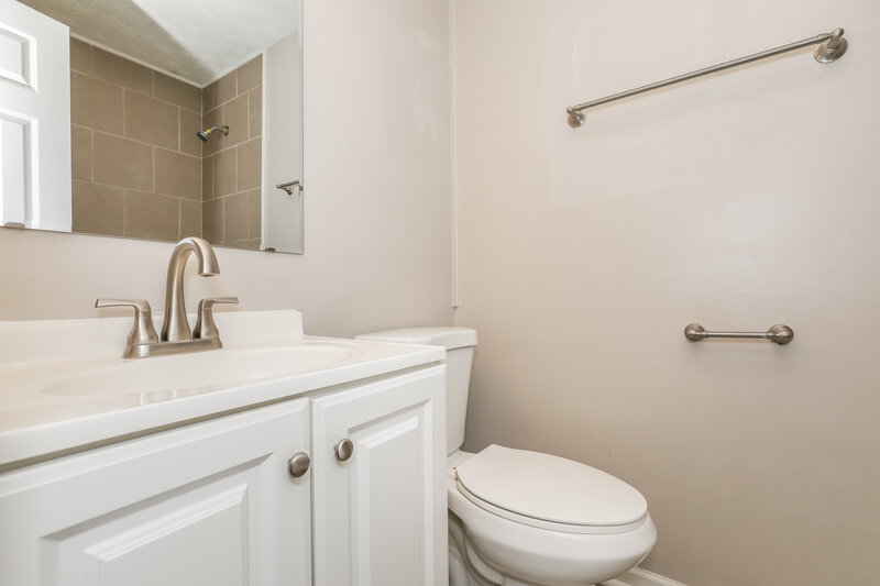 2,250/Mo, 1531 Creekside Ln Greenwood, IN 46142 Misc View 13