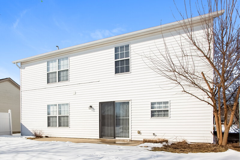 2,160/Mo, 1655 Kingen Dr Greenfield, IN 46140 Rear View