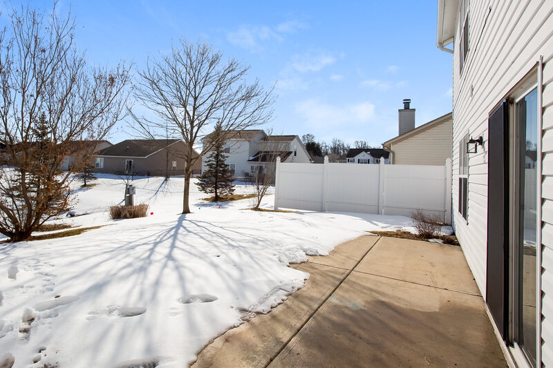 2,160/Mo, 1655 Kingen Dr Greenfield, IN 46140 Rear View 2