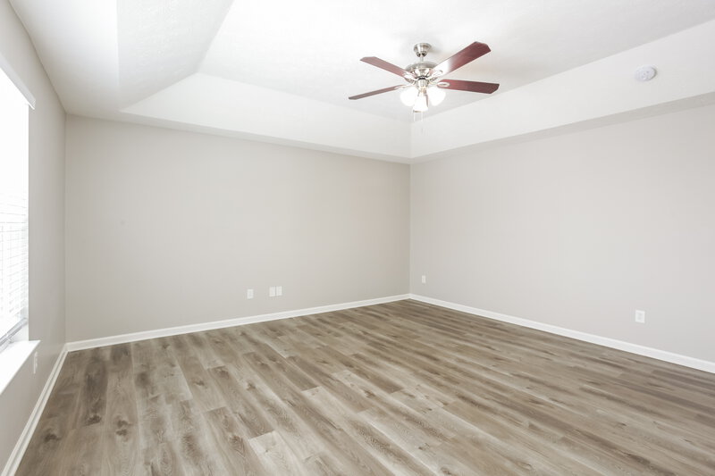 2,505/Mo, 8850 Benjamin Ln Avon, IN 46123 Main Bedroom View
