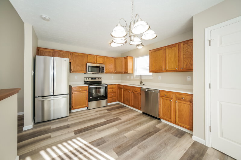 1,755/Mo, 957 Country Ln Indianapolis, IN 46217 Misc View 5