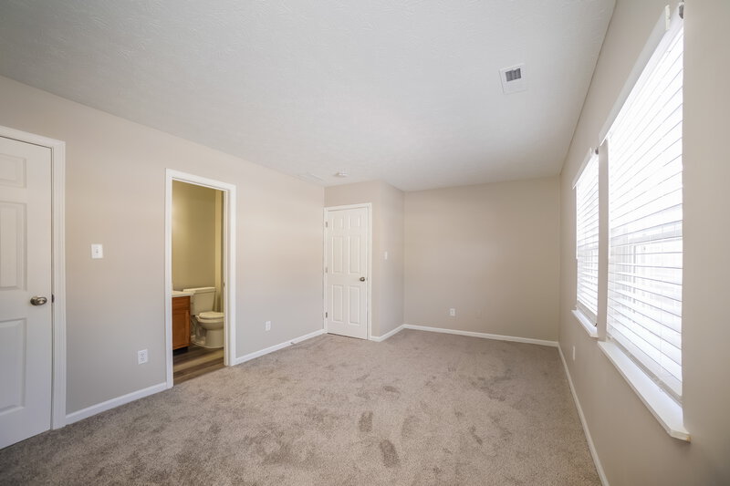 1,755/Mo, 957 Country Ln Indianapolis, IN 46217 Misc View 6