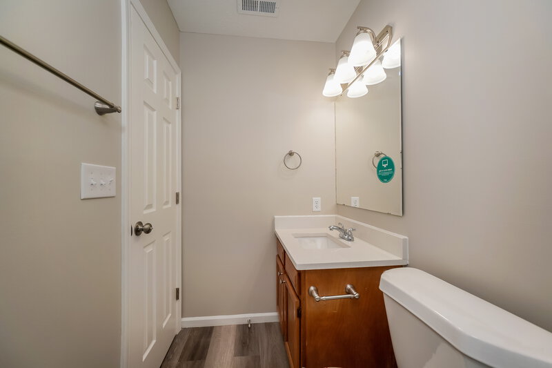 1,755/Mo, 957 Country Ln Indianapolis, IN 46217 Misc View 9