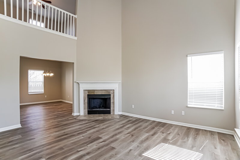 2,000/Mo, 3033 Lodgepole Dr Whiteland, IN 46184 Living Room View