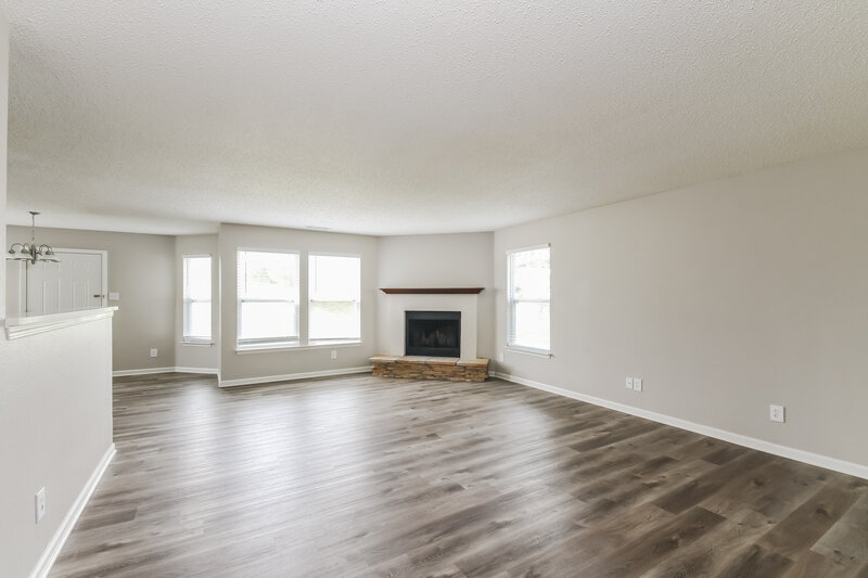 2,400/Mo, 5978 N Rockingham Ln McCordsville, IN 46055 Living Room View