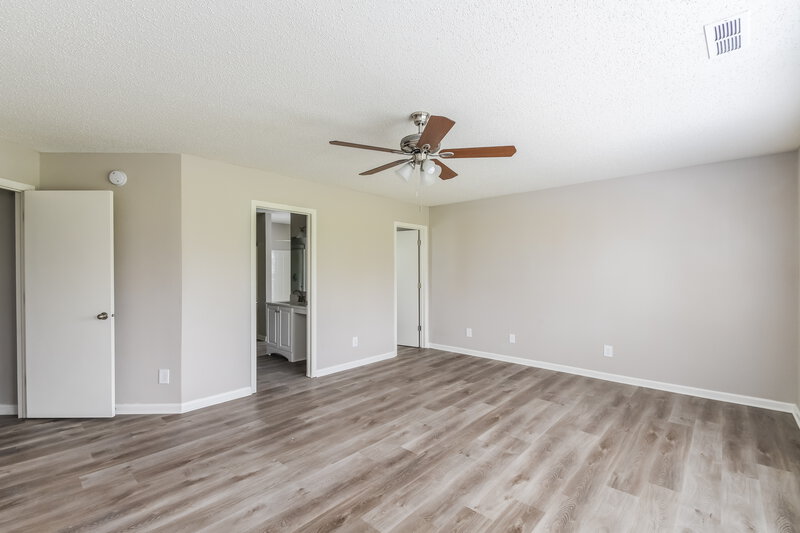 2,400/Mo, 5978 N Rockingham Ln McCordsville, IN 46055 Main Bedroom View