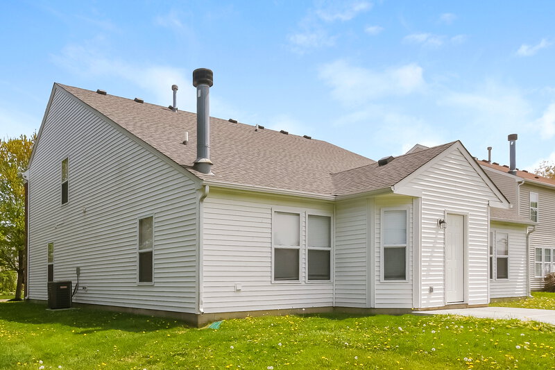 2,400/Mo, 5978 N Rockingham Ln McCordsville, IN 46055 Rear View