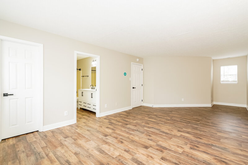 1,640/Mo, 4468 Redcliff North Ln Plainfield, IN 46168 Main Bedroom View 2