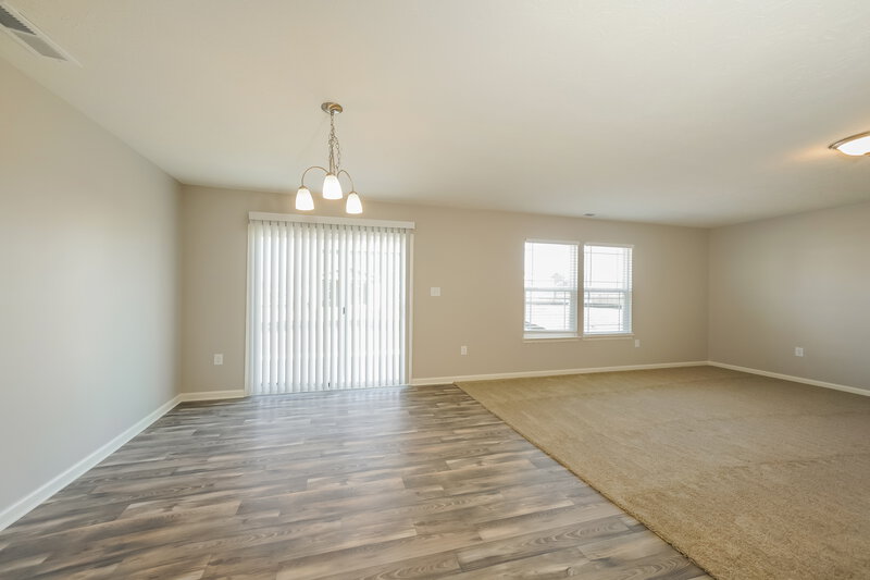 2,480/Mo, 1503 Lexington Trl Greenfield, IN 46140 Dining Room View