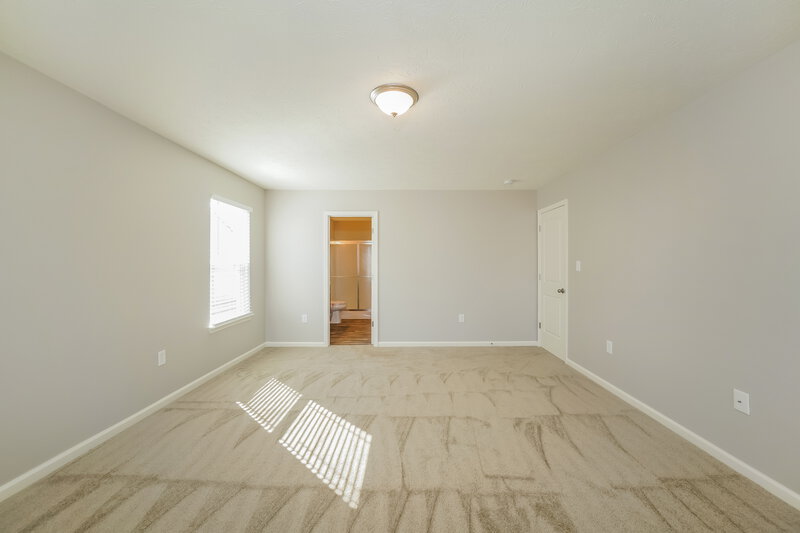 2,480/Mo, 1503 Lexington Trl Greenfield, IN 46140 Main Bedroom View 2