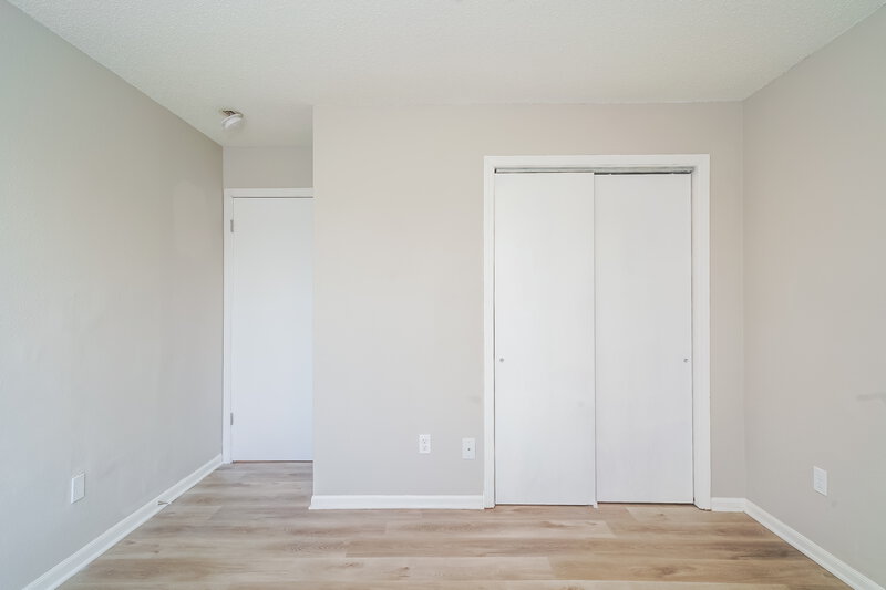 3,250/Mo, 8336 Country Creek Dr Indianapolis, IN 46234 Bedroom View 2
