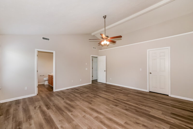 2,445/Mo, 749 Morgan Way Greenwood, IN 46143 Main Bedroom View 2