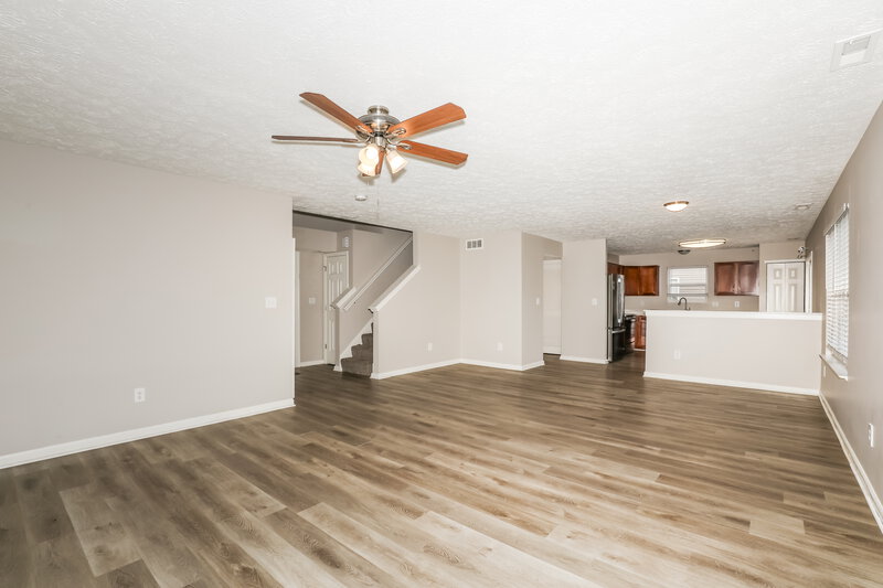 1,945/Mo, 1263 Grand Canyon Ct Franklin, IN 46131 Living Room View 2