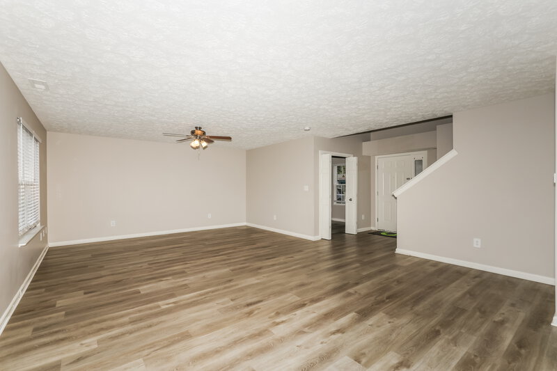 1,945/Mo, 1263 Grand Canyon Ct Franklin, IN 46131 Living Room View 3
