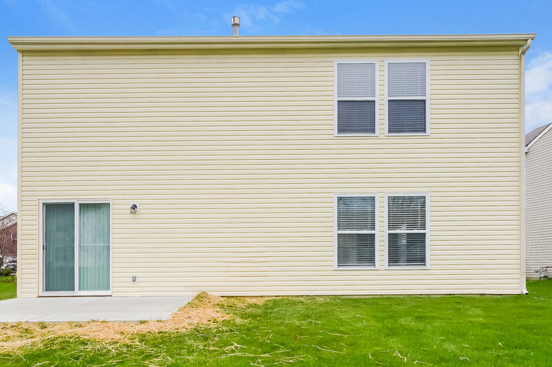 2,080/Mo, 12337 Bearsdale Dr Indianapolis, IN 46235 Rear View
