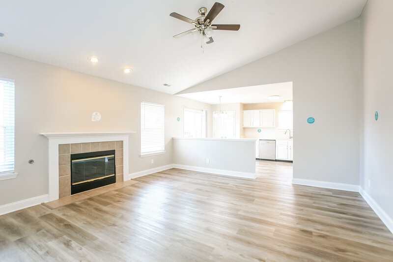 1,840/Mo, 1015 Redwood Dr Lebanon, IN 46052 Living Room View 2