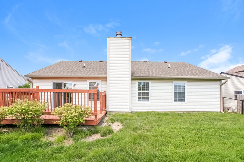 1,840/Mo, 1015 Redwood Dr Lebanon, IN 46052 Rear View 2