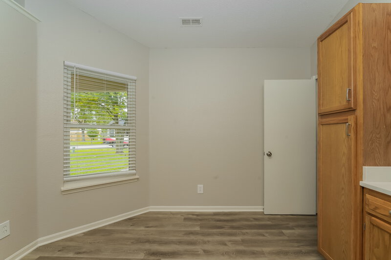 1,685/Mo, 4038 Knollwood Ave Franklin, IN 46131 Dining Room View