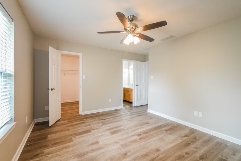 2,220/Mo, 9695 Claymore Dr Fishers, IN 46038 Main Bedroom View 2