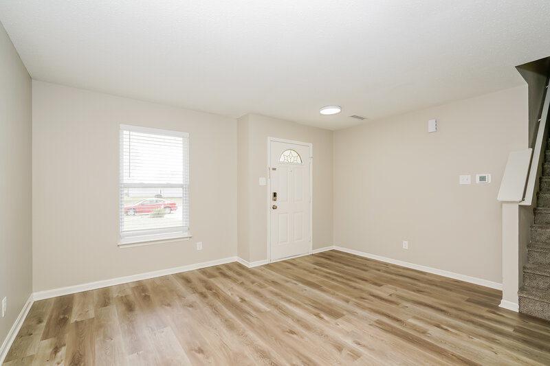 1,745/Mo, 968 Indigo Dr Greenfield, IN 46140 Living Room View