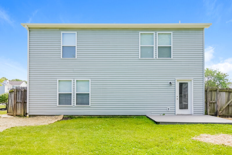 1,745/Mo, 968 Indigo Dr Greenfield, IN 46140 Rear View