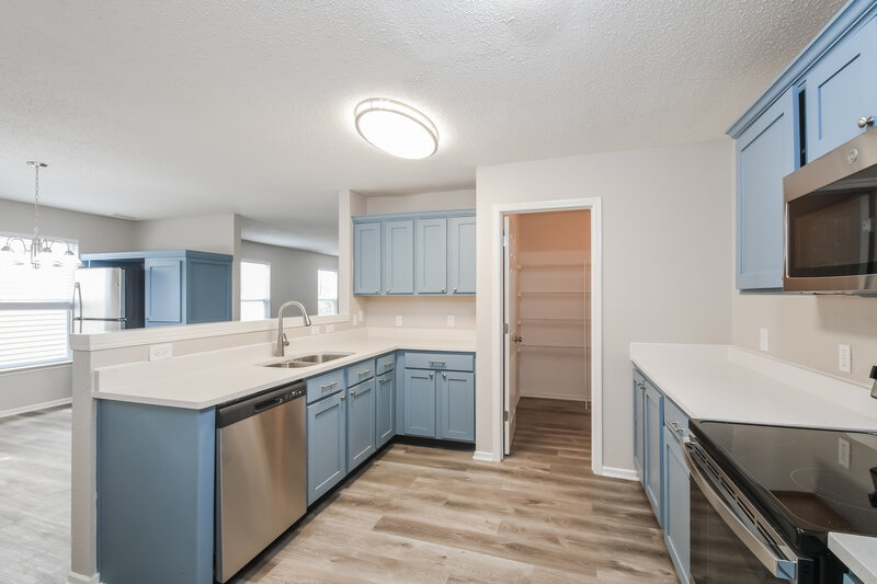 1,885/Mo, 12637 Endurance Dr Fishers, IN 46037 Kitchen View