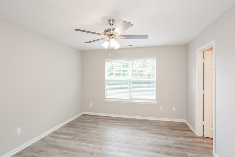 2,450/Mo, 126 Thistlewood Dr Greenfield, IN 46140 Main Bedroom View