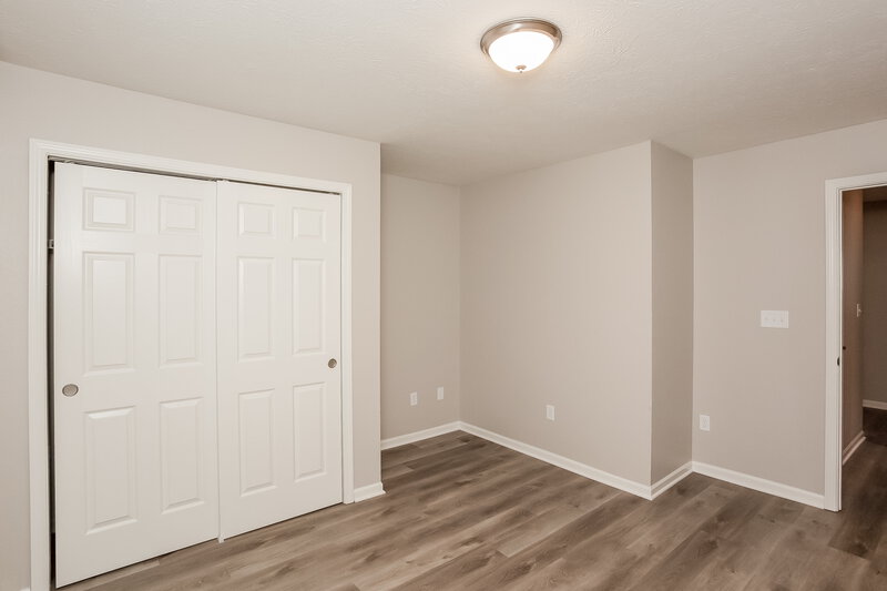 2,450/Mo, 126 Thistlewood Dr Greenfield, IN 46140 Bedroom View 4