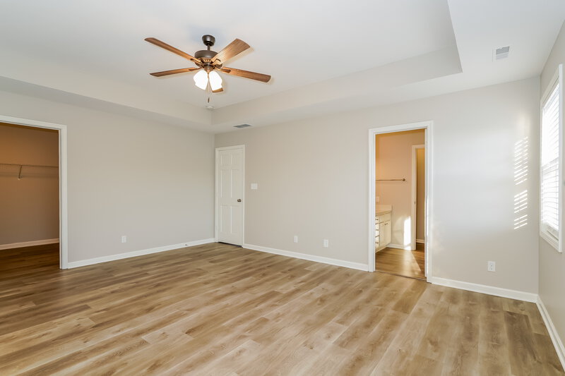 1,990/Mo, 5752 Ashcroft Dr Indianapolis, IN 46221 Main Bedroom View 2